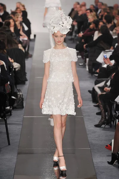 Look 42